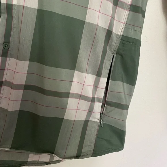 The North Face Plaid Nylon Casual Button Down Shirt Jacket - Picture 6 of 11